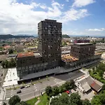 Slovenia Crib アパート