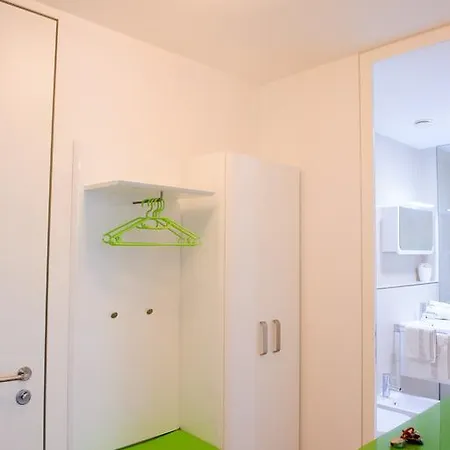 Slovenia Crib * Ljubljana