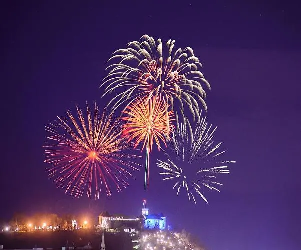 Apartment Slovenia Crib